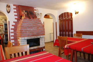 Гостевой дом Vien Guest House Банско Трехместный номер-19